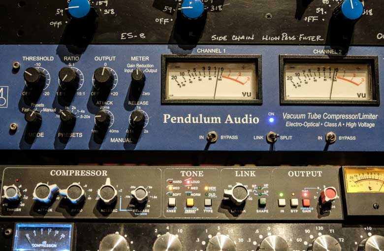 Audio mixing with Pendulum Audio OCL.